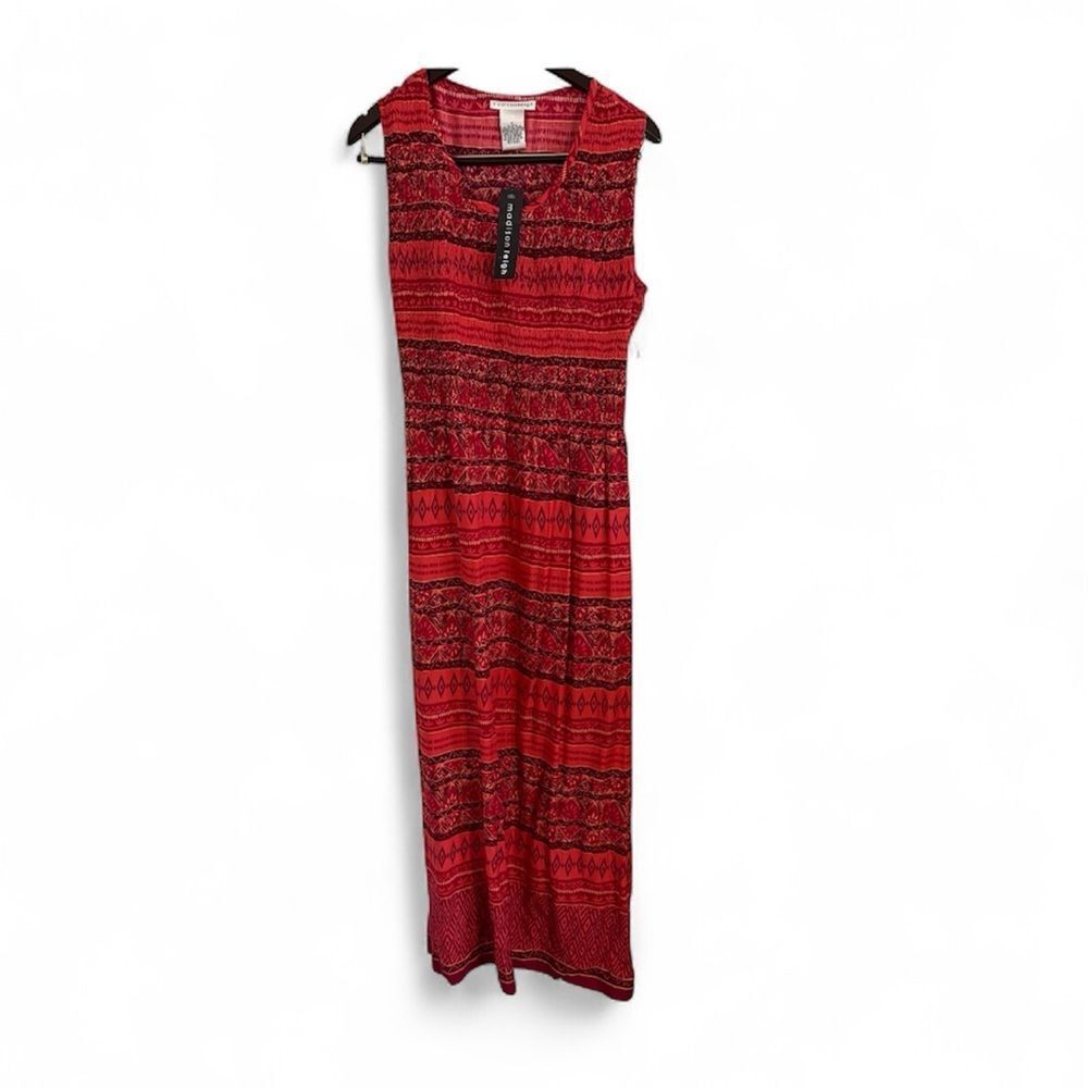 Madison Leigh Dress Smocked Red pattern Size 14